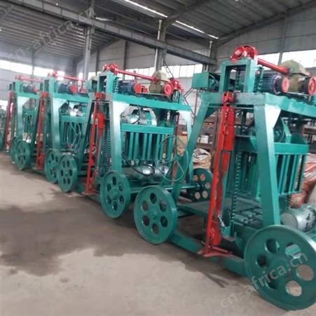 移动水渠砖机 U型T型水利河沟渠机水泥预制砖机 自走式砖机