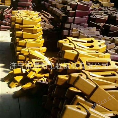 直销厂家挖掘机配件齿尖 齿根 斗齿座 PC200/PC300/ PC400-7