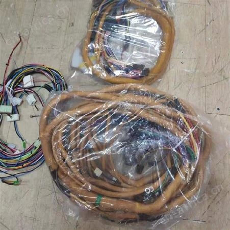 卡特326D发动机线束381-2499卡特324D发动机线束381-2499