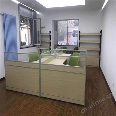 职员办公桌椅组合四人位财务桌屏风卡位工位桌单双人办公室财务桌
