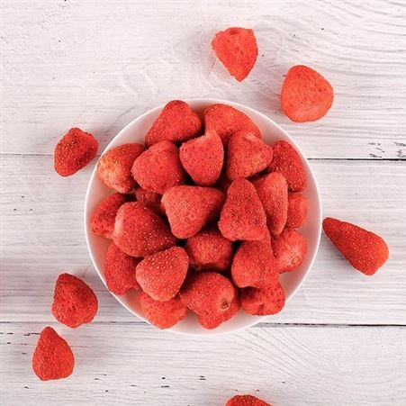 生产加工 代发草莓脆冻干 干烘焙雪花酥 水果草莓