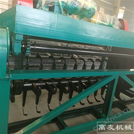 鸭粪锯屑发酵槽式翻抛机 可移动槽式翻堆设备 有机肥大型生产设备