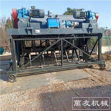养猪场粪便加工翻抛设备 牛羊粪便处理翻堆机 中小型养鸡场粪便加工设备