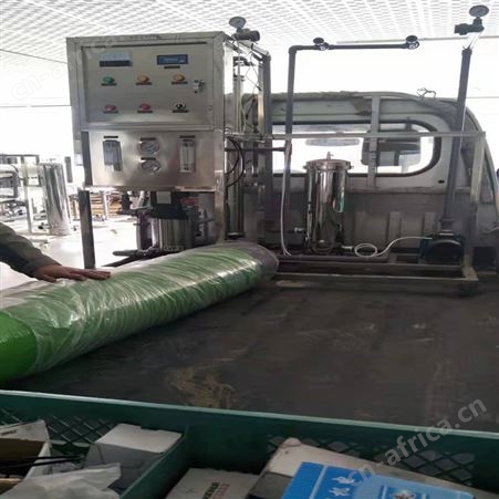 矿泉水生产设备采用反渗透技术 系统简单无人操作 工业级脱盐率高