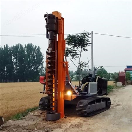 公路护栏太阳能打桩机 光伏履带式旋转钻孔机 大型电动